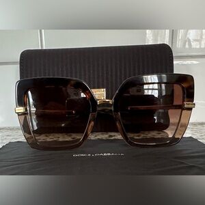 Dolce & Gabbana Oversized Sunglasses